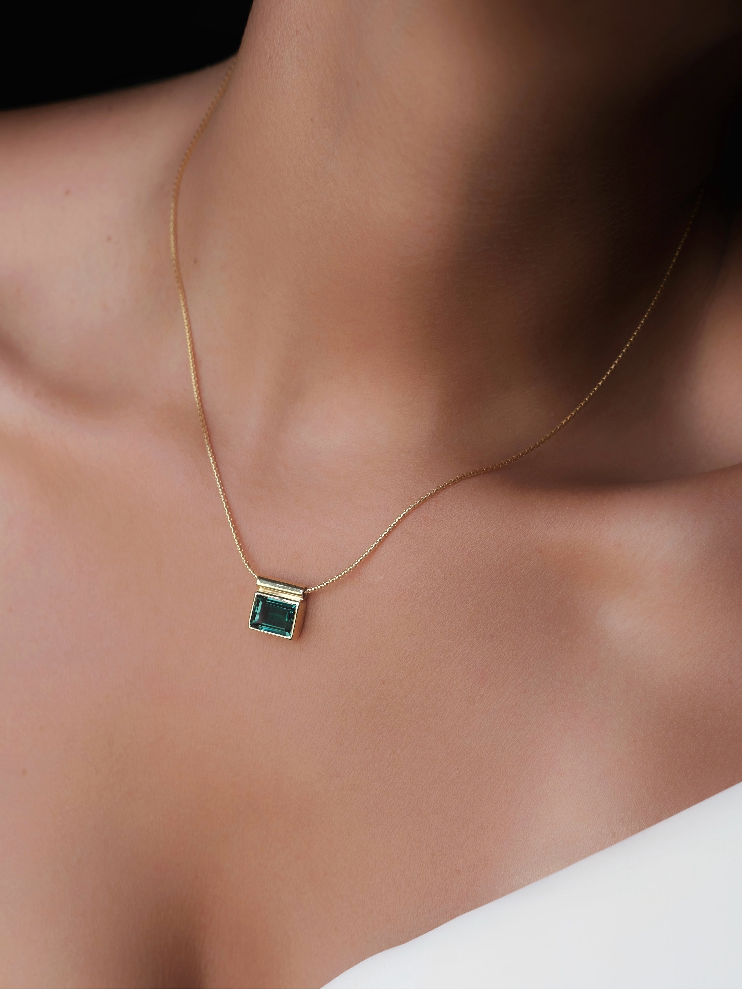 VERONICA Green Quartz Gold Necklace