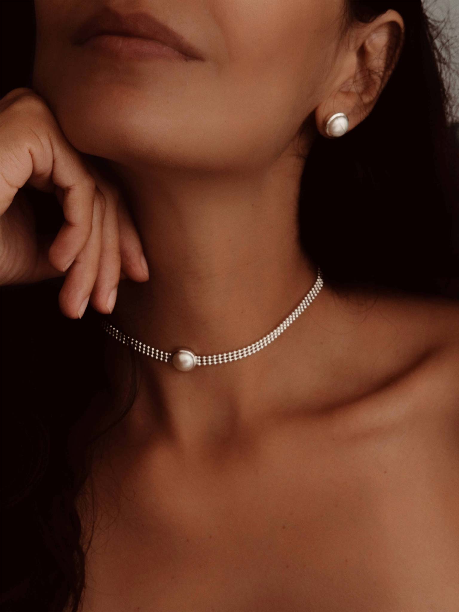 Earrings Forty Silver on model