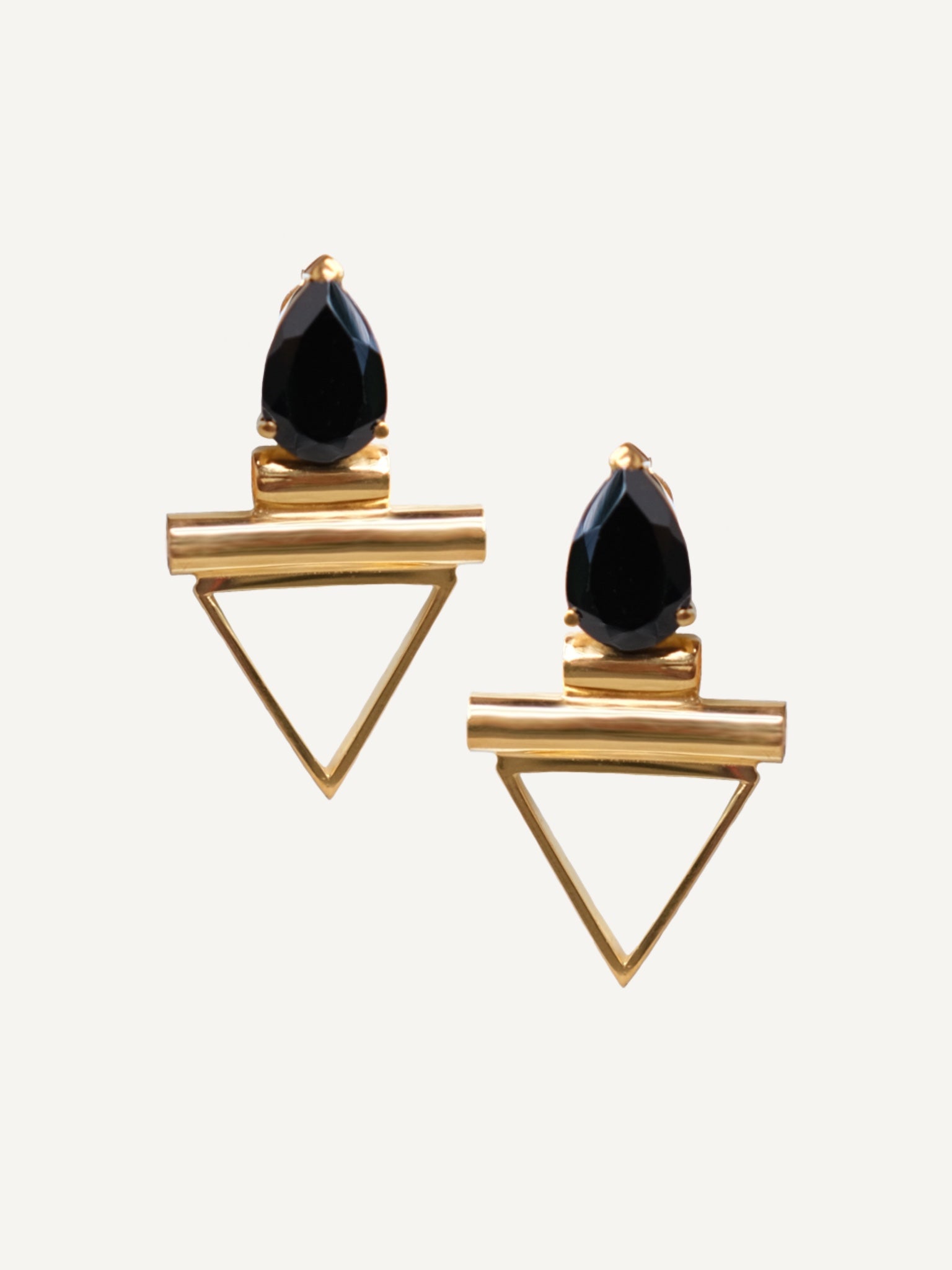 LISA Black Spinel Gold Earrings
