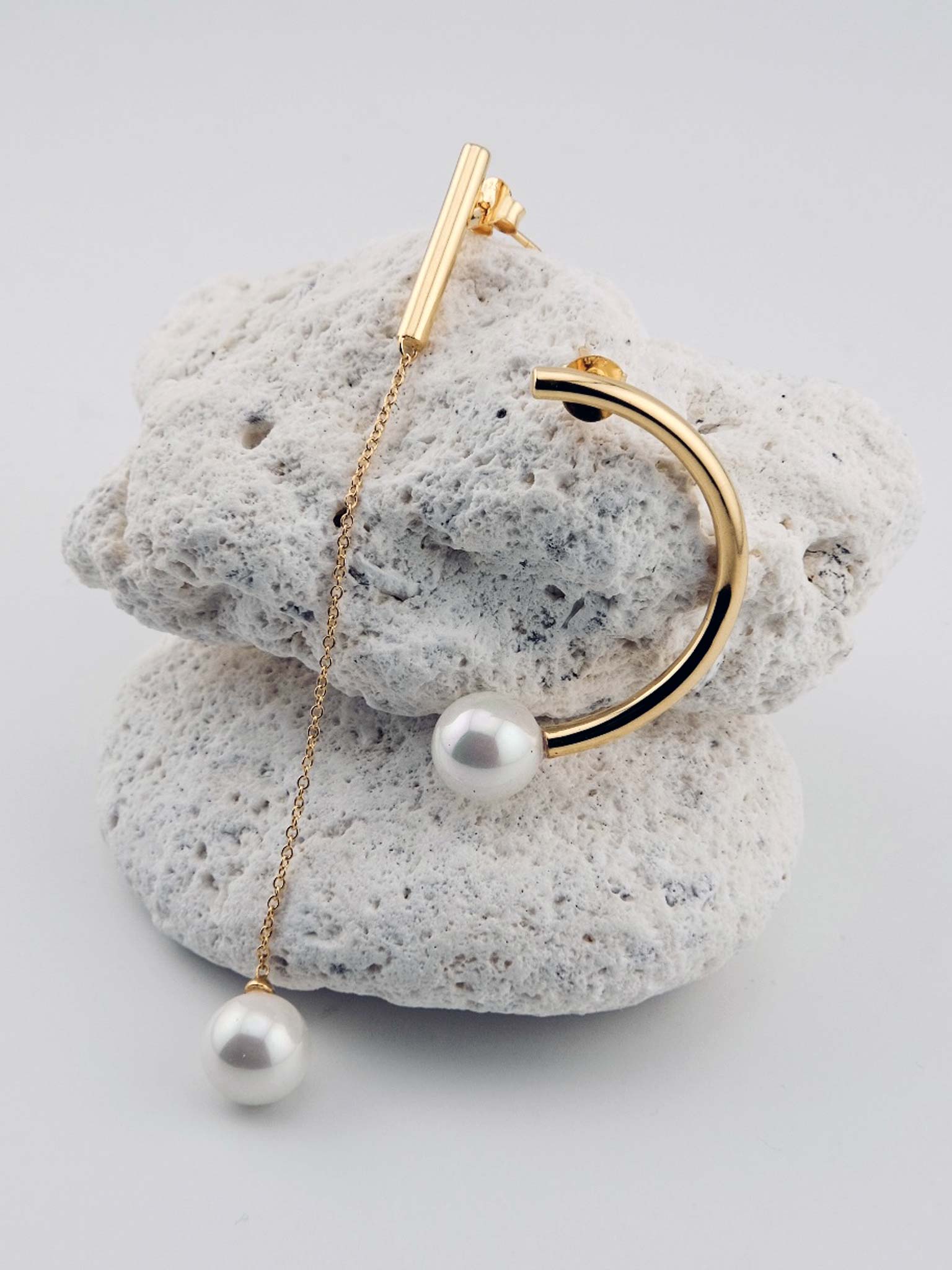 Earrings Nadin Gold on stone