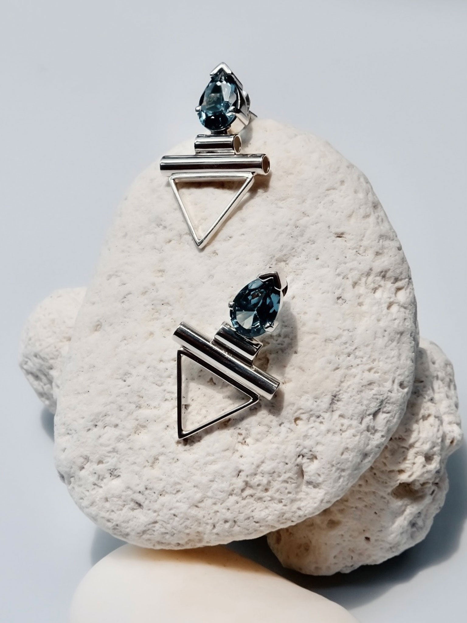 LISA Blue Topaz Silver Earrings