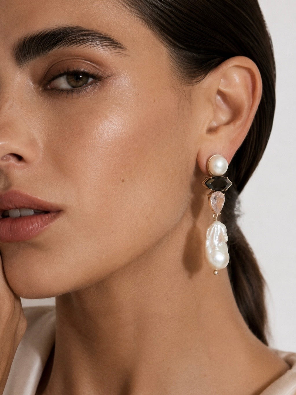 SCARLETT Black Spinel with Baroque Pearls Silver Earrings