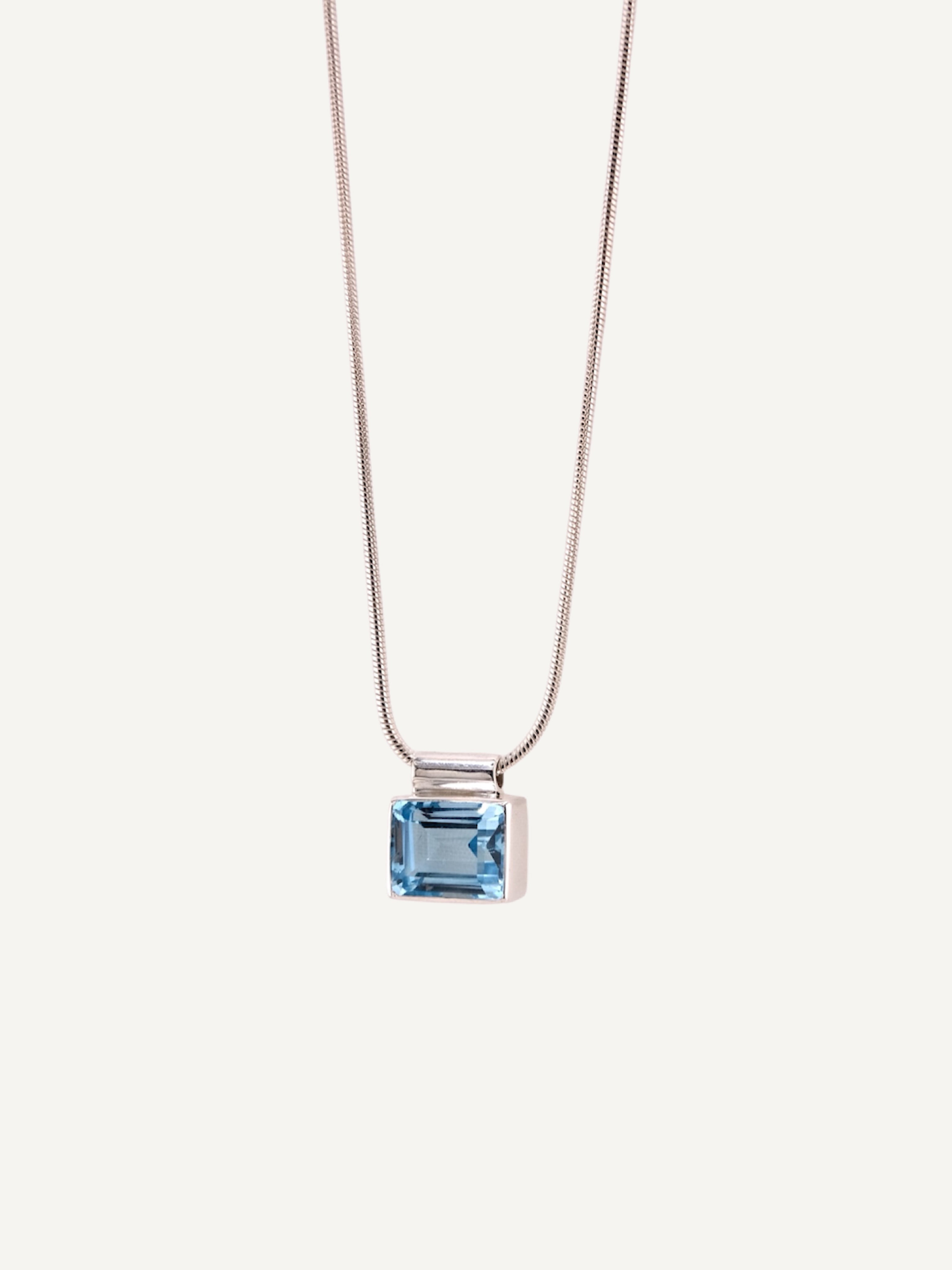 VERONICA Blue Topaz Silver Necklace
