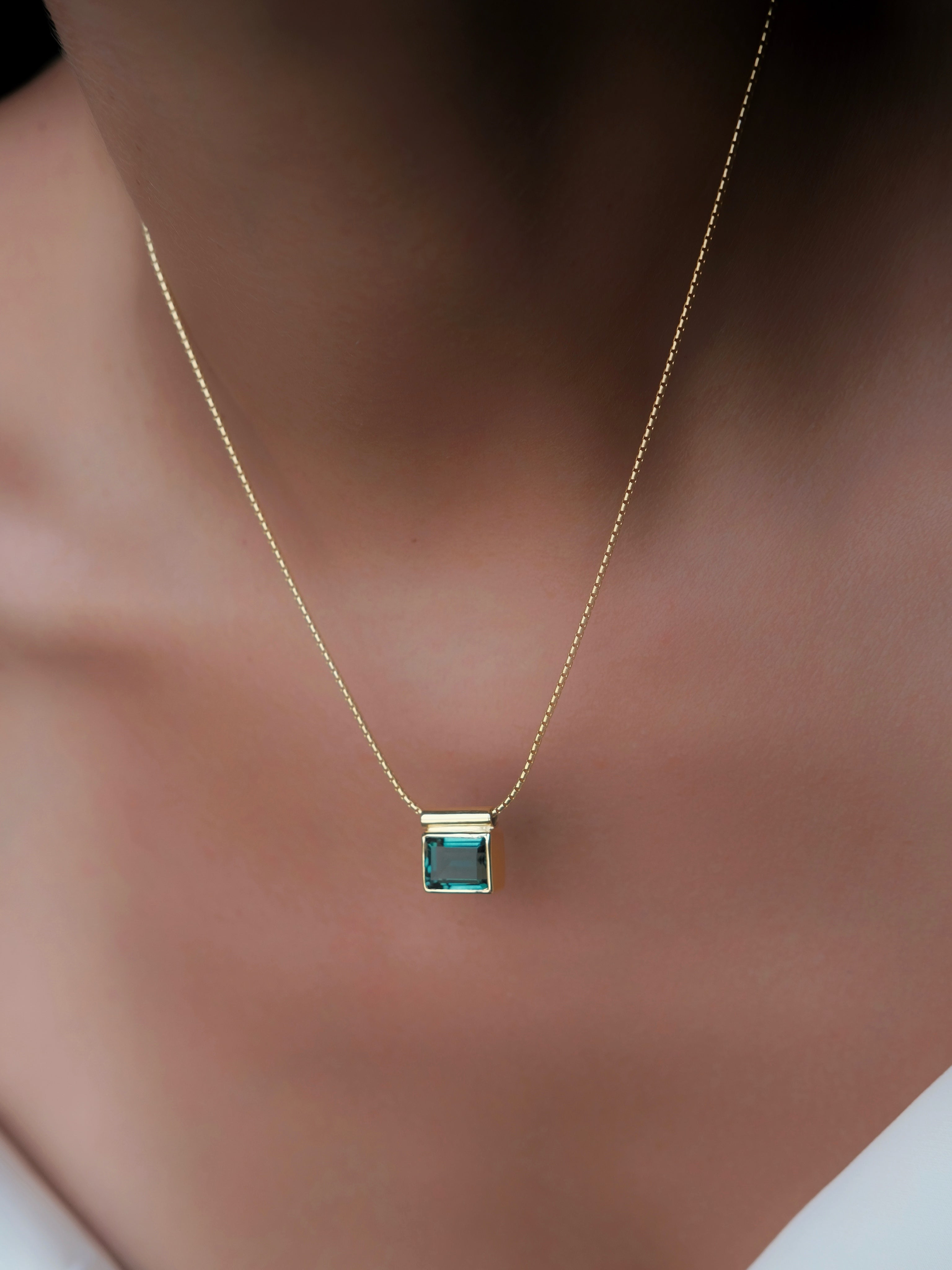 VERONICA Green Quartz Gold Necklace