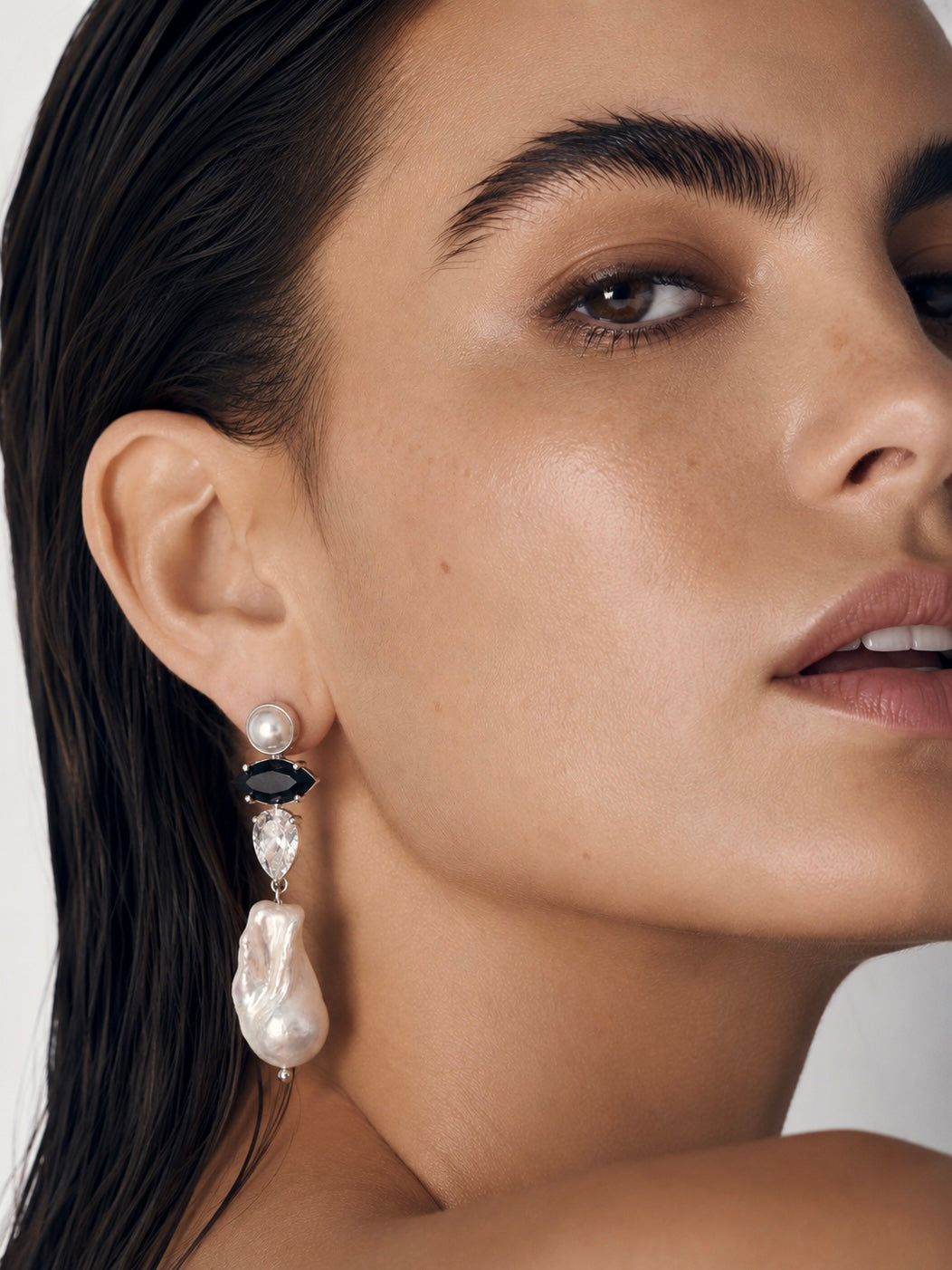 SCARLETT Black Spinel with Baroque Pearls Silver Earrings