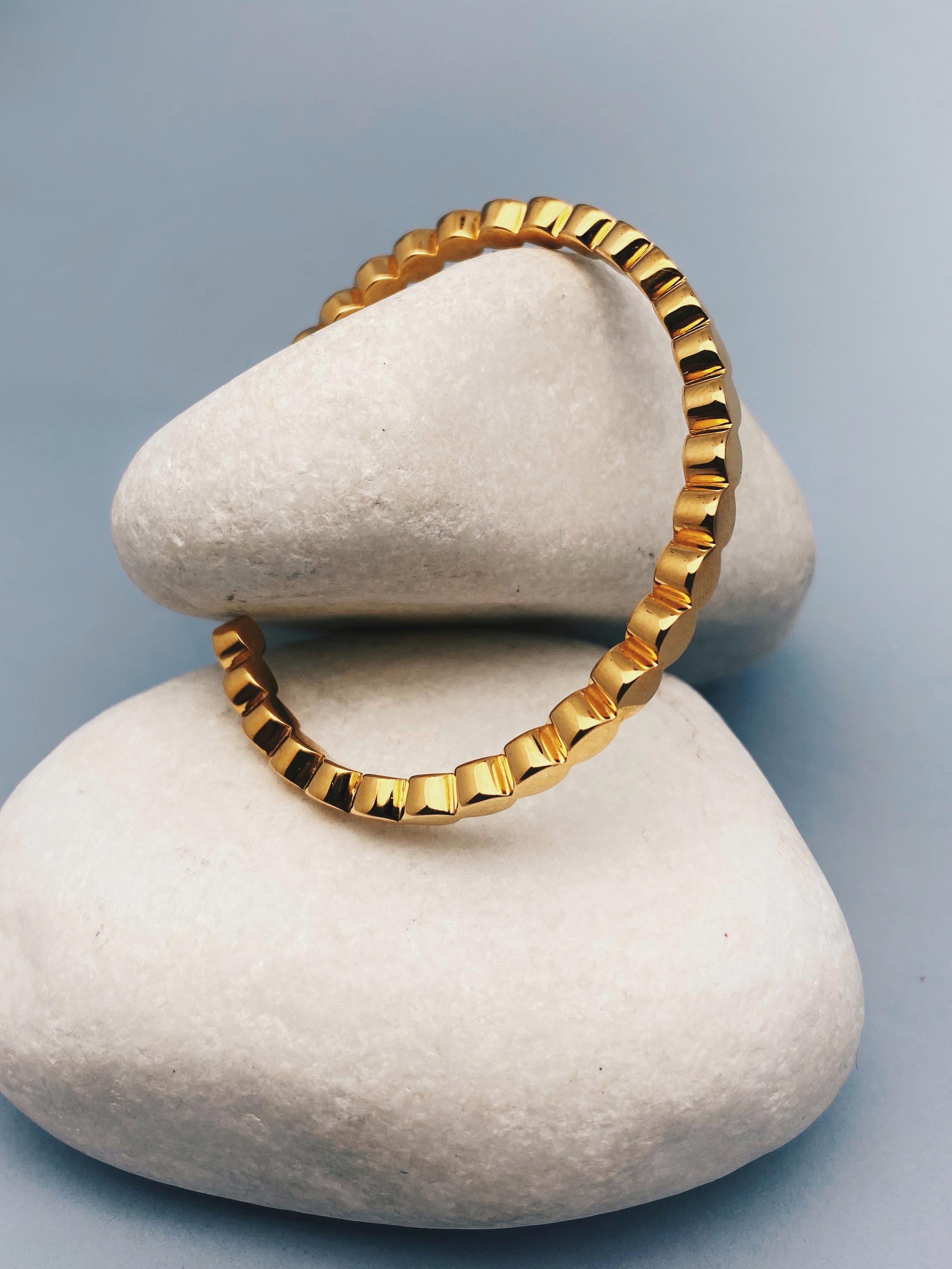 ALMA Gold Bracelet