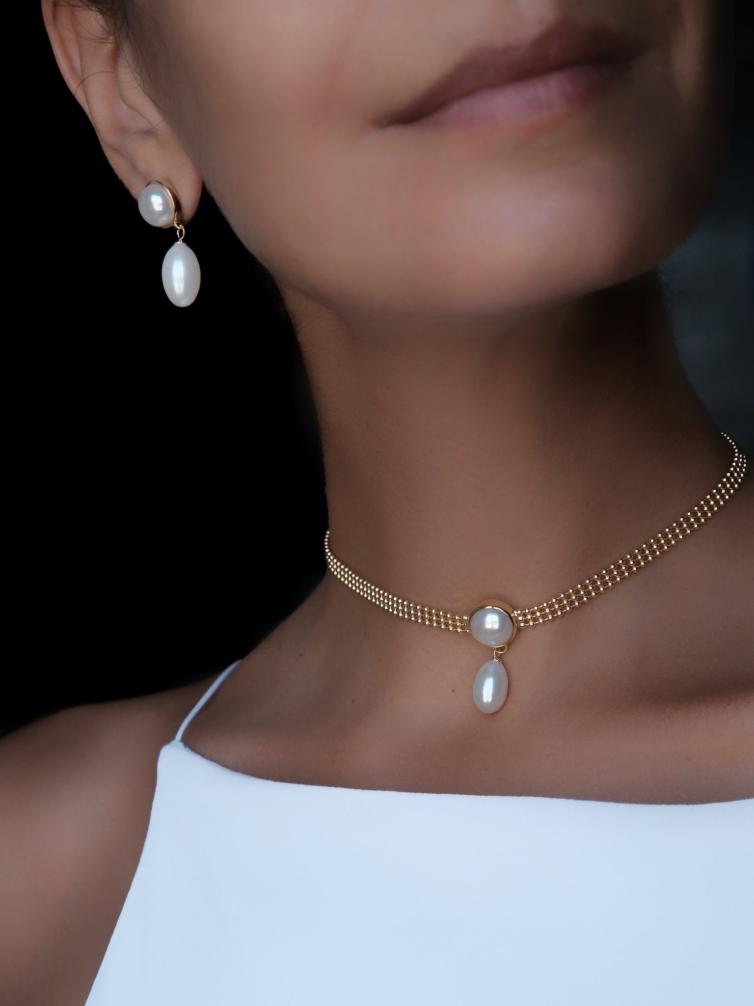 AGNES Gold Earrings