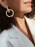 Earrings Garla Gold on model