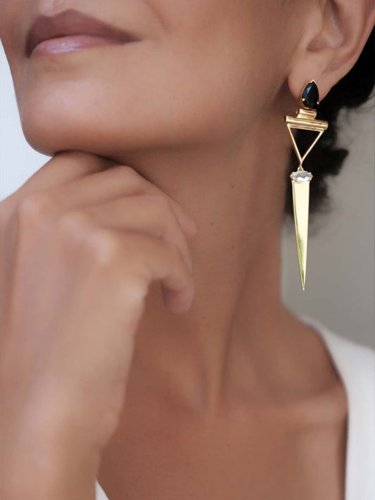 Earrings Lika Gold on model