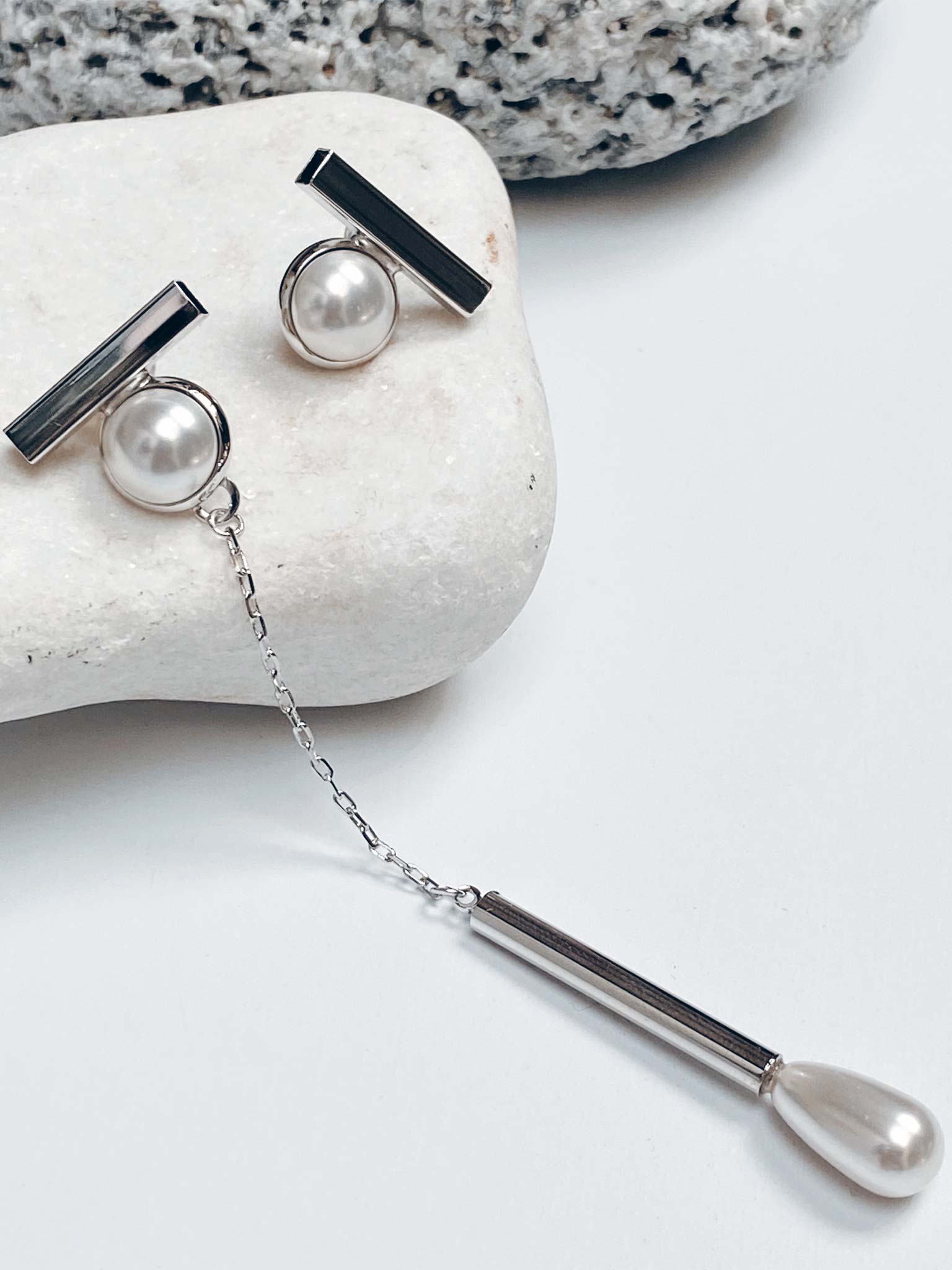 Earrings Panapeya on stone
