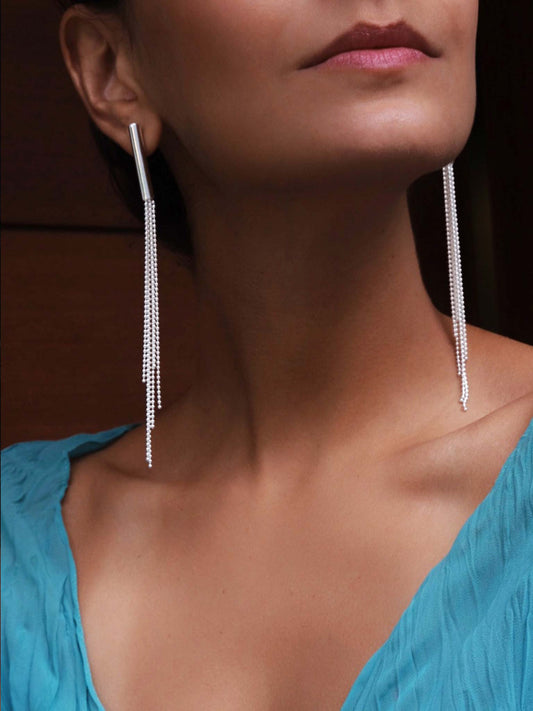 Earrings Samantha Silver on model