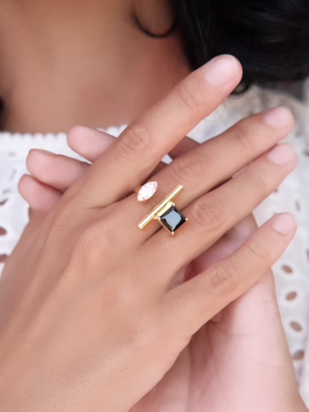 EMMA Black Spinel Gold Ring