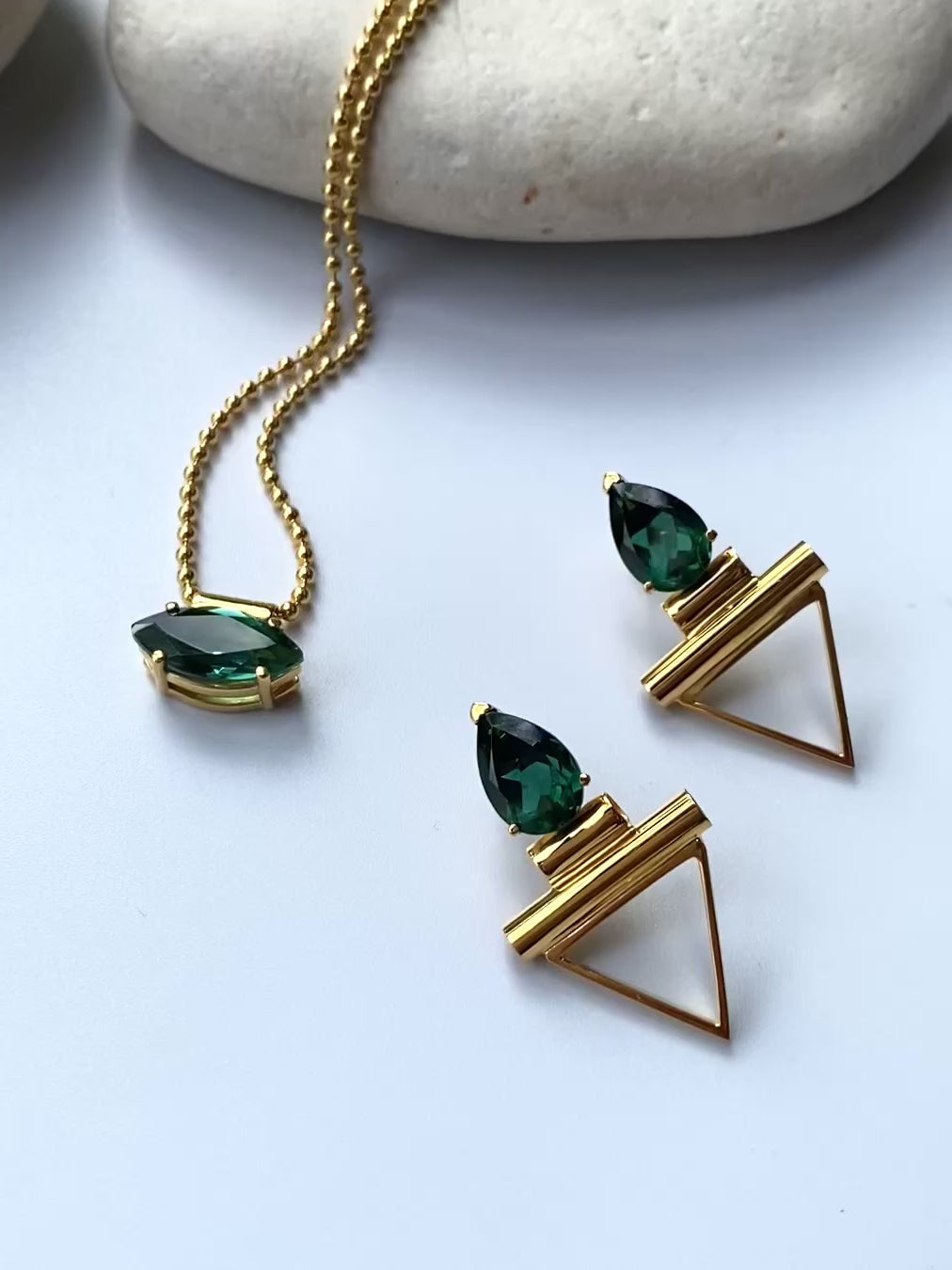 JULIA Green Quartz Gold Necklace